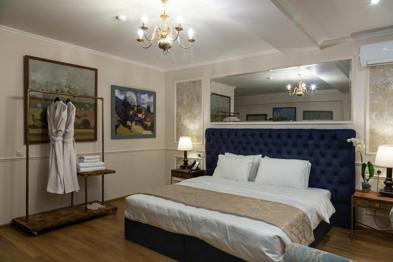 Omart Hotel - Gallery Tbilisi Buitenkant foto