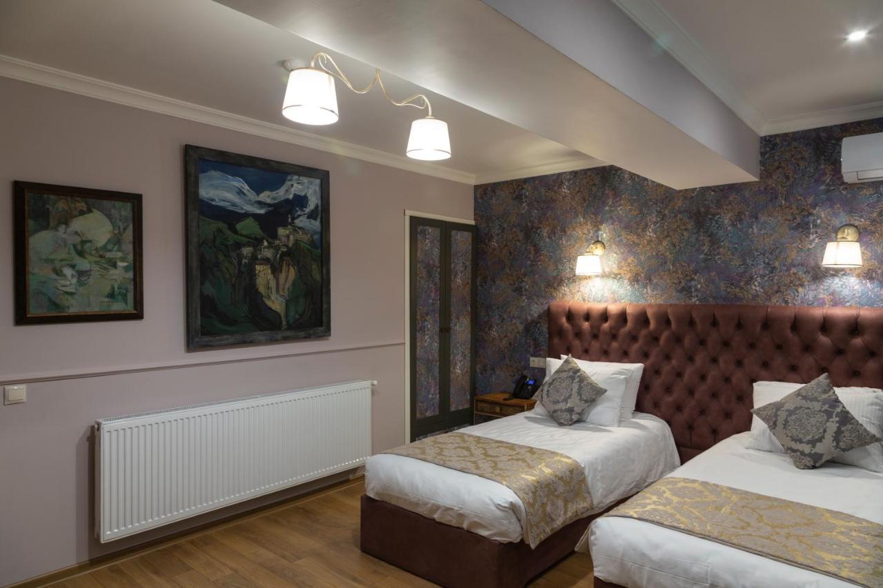 Omart Hotel - Gallery Tbilisi Buitenkant foto