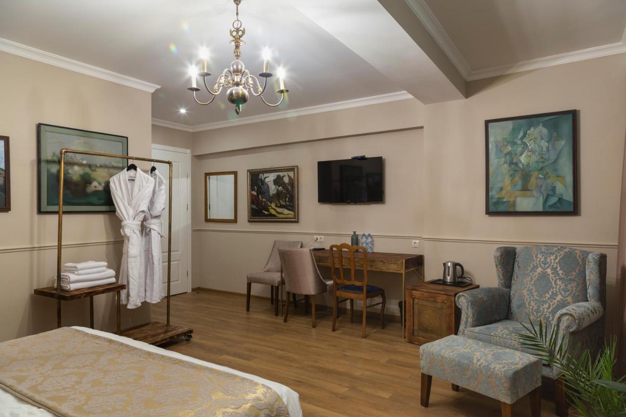 Omart Hotel - Gallery Tbilisi Buitenkant foto