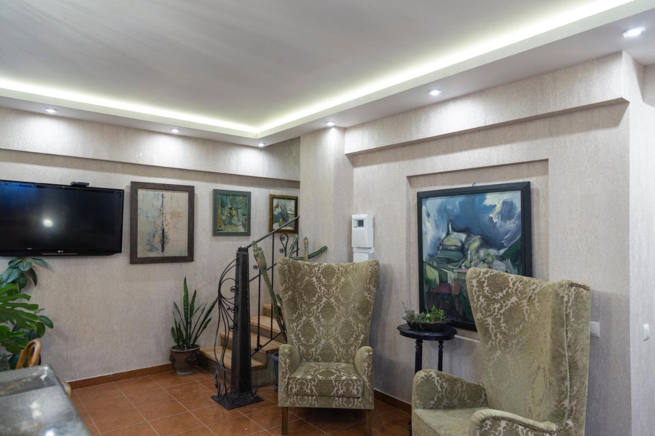 Omart Hotel - Gallery Tbilisi Buitenkant foto