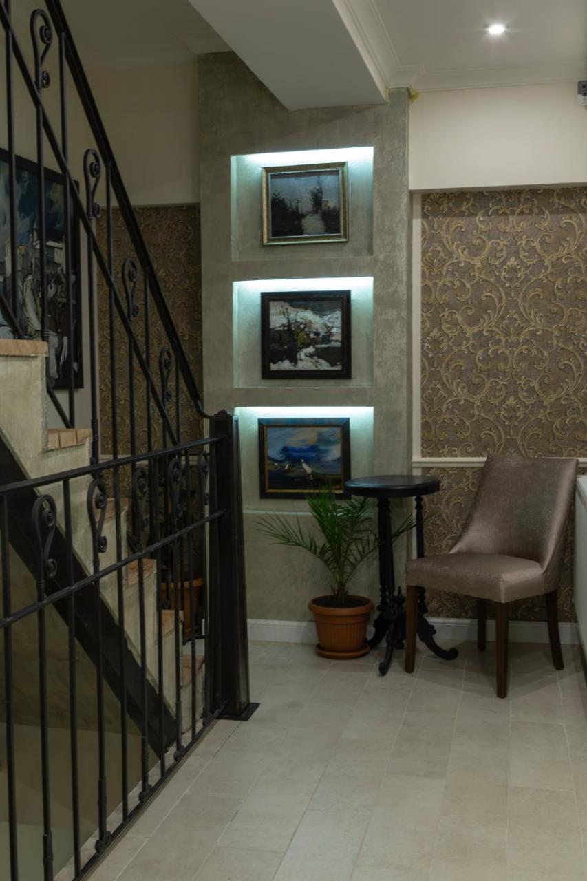 Omart Hotel - Gallery Tbilisi Buitenkant foto